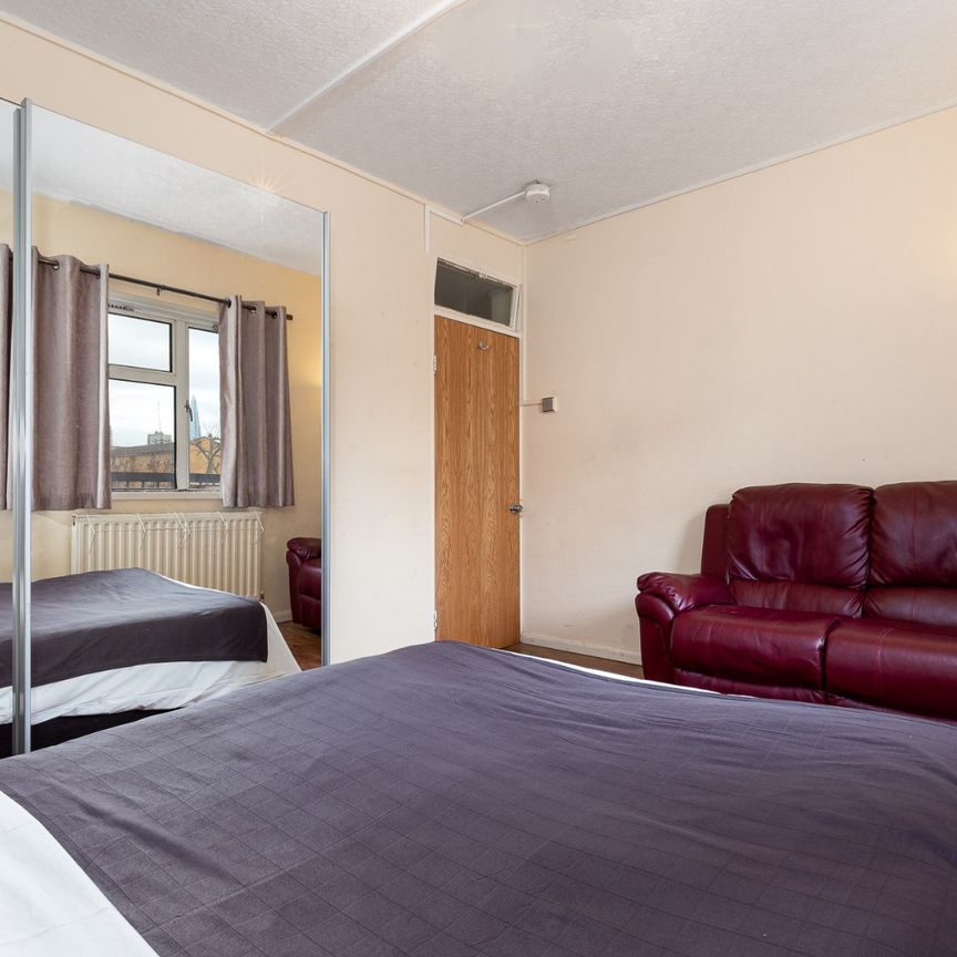 RM2 Tarling Street | Shadwell | London | E1 0AZ - Photo 1