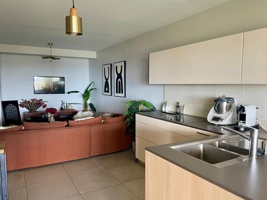 Location Appartement 4 pièces 101m² SCHOELCHER 97233 - Photo 1