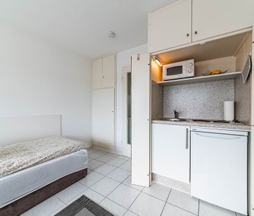 City-Residence: Möbliertes Apartment mit Balkon, zentral in Offenbach - Photo 4