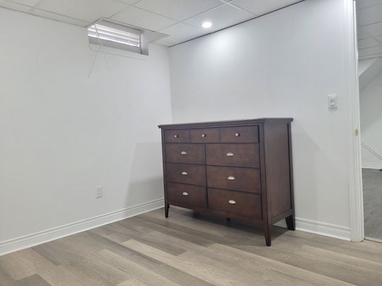 For Lease - 49 Woodcroft Lane, Vaughan, Ontario - Photo 1