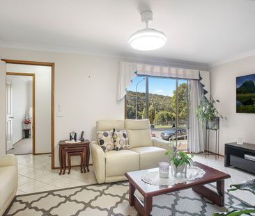 NEAT THREE BEDROOM HOME WITH HUGE ALFRESCO - Photo 2