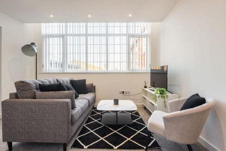 2 bedroom serviced apartment to rent - Photo 2