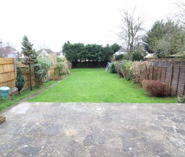 3 bedroom semi-detached house to rent - Photo 2