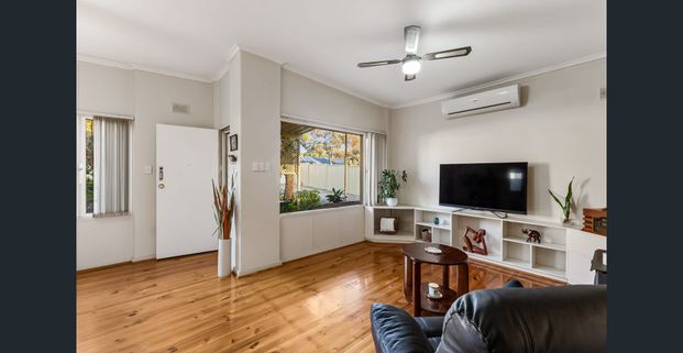 Beautifully Maintained Family Home with Outdoor Entertaining - Photo 1