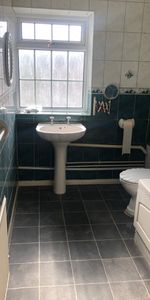 1 Bed Flat, Robinson Drive, BS5 - Photo 3