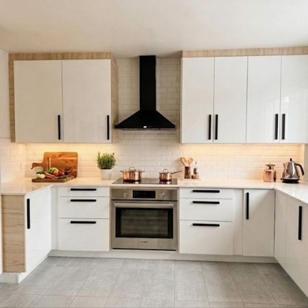 6 1/2 - Montréal (Ahuntsic) - 2 300 $/mois - Photo 3