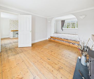 3 bedroom semi-detached house to rent - Photo 3