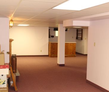 For Lease - 14 Fairway Crescent, Wasaga Beach, Ontario - Photo 2