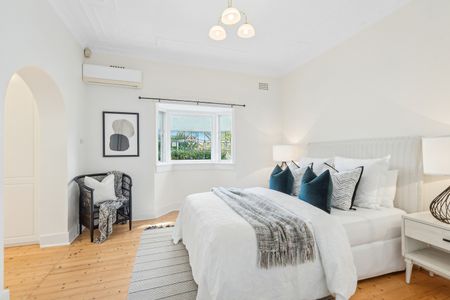 1 Barana Parade, Roseville Chase NSW 2069 - House For Rent | Domain - Photo 2