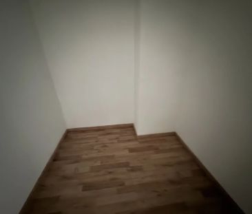 Großzügige 2-Zimmer Genossenschaftswohnung mit Balkon! - unbefriste... - Foto 2
