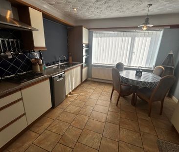 Hogsthorpe Road - Photo 2