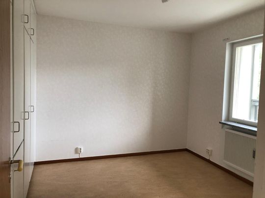 Ormbergsvägen, Sigtuna - Photo 1