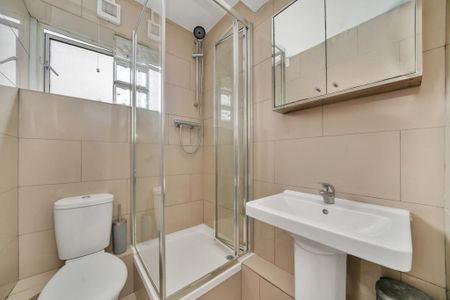 4 bedroom maisonette to rent - Photo 3