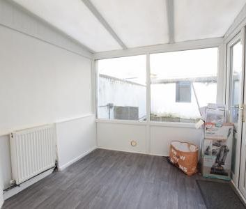 2 bedroom End of terrace house To Let - Photo 3