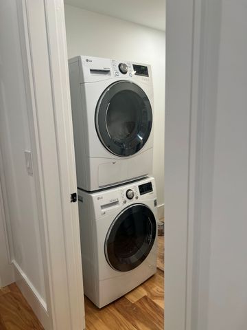 For Lease - 7 Glen Eden Crescent Unit# Basement, Toronto, Ontario - Photo 4