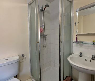 2 bedroom terraced house to rent - Photo 6