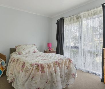 3 Bedroom home located in Darley - Photo 3
