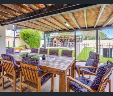 25 McCosker Street, Kippa-Ring, Qld 4021 - Photo 1