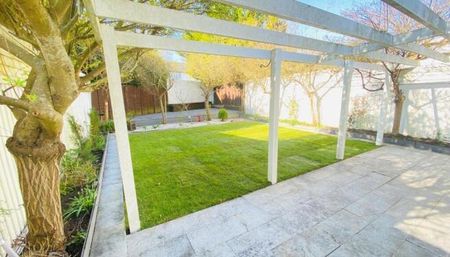 4 bedroom detached house to rent - Photo 5