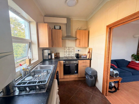 2 bedroom apartment to rent - Photo 4