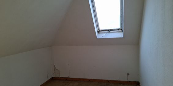 Helle Dachgeschosswohnung - Photo 3