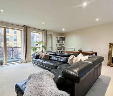 2 bedroom flat to rent - Photo 3