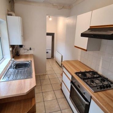 3 bedroom house share to rent - Photo 3