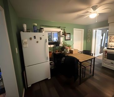 $1,699 / 2 br / 1 ba / 44 Spring st unit 1 - Photo 4