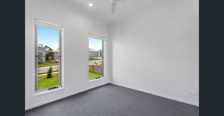 Modern Family Living – Brand New 4 Bedroom Home with Spacious Yard - Photo 5