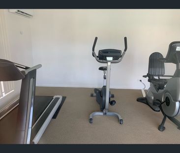 3 bedrooms, 2 bathrooms, SLUG, pool, gym - Photo 3