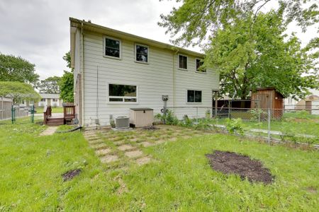 For Lease - 355 Somerset Crescent, Sarnia, Ontario - Photo 2