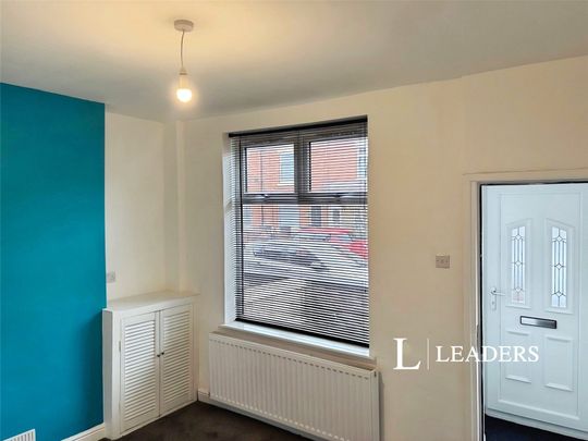 2 bedroom house to rent Gresty Terrace, Crewe, Cheshire, CW1 - Photo 1