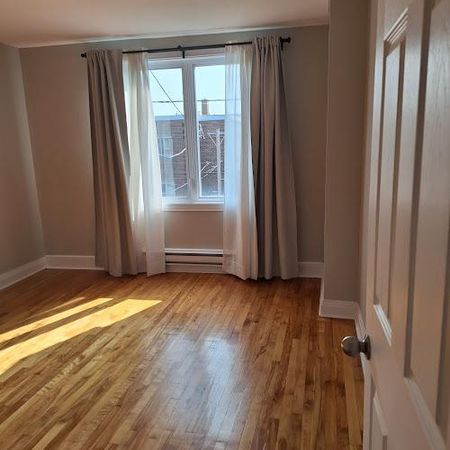 5 1/2 with 3 bedrooms in Parc Extension - Photo 4