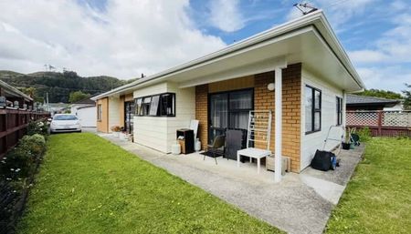 Warm & Spacious 3-Bedroom Home for Rent in Wallaceville - Photo 5