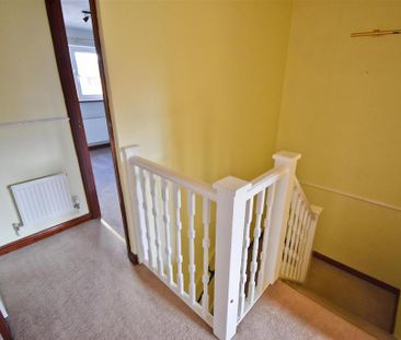 4 bedroom semi-detached house to rent - Photo 4