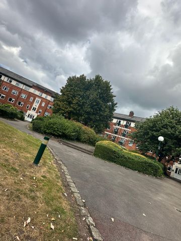 Eccles New Road, Salford - Photo 5
