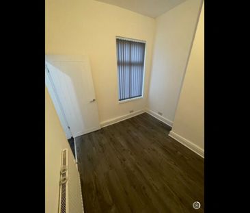 3 Bed Terraced House, Rossett Street, L6 - Photo 6