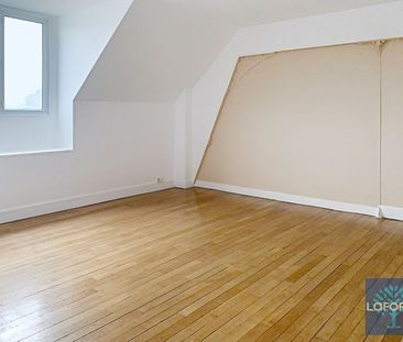 Apartment - Photo 2