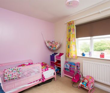 Lockyer Close, York YO30 - Photo 2