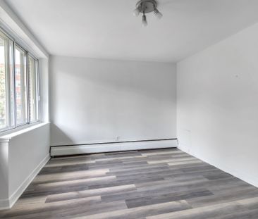 3635 Av. Ridgewood, #208 - Photo 2