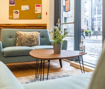1 bedroom in a flat share to rent - Photo 4