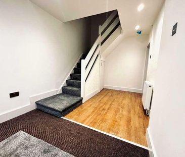 Hatfield Close, St. Helens, WA9 - Photo 1