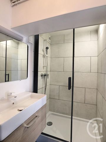 Location Appartement 2 pièces 36m² LA NEUVILLETTE 51100 - Photo 2