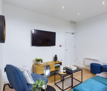 9 bedroom house to rent - Photo 1