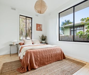 Spacious Home with Large Backyard - Photo 6