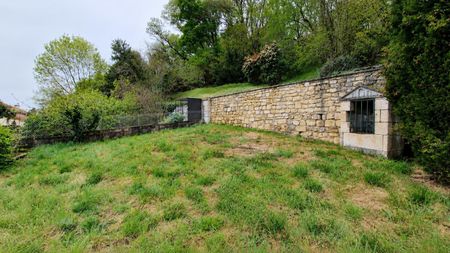 Location Maison 5 pièces 94m² RUELLE SUR TOUVRE 16600 - Photo 5