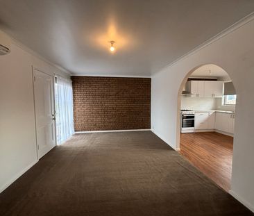 THREE BEDROOM RENOVATED UNIT - Photo 2