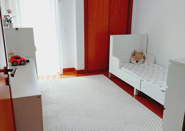 T2 for rent, next to the Glicínias Shopping Center, Aveiro.