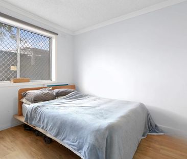 Modern Apartment Living in West Footscray - Photo 4