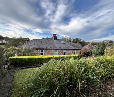 Weaponness Valley Road, Scarborough - Photo 2